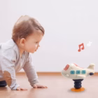 avión balancín de mesa con ventosa